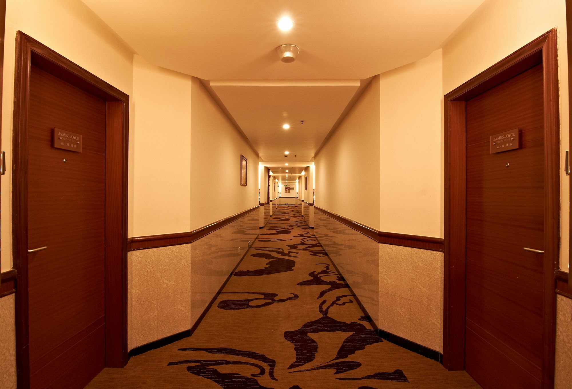 James Joyce Coffetel Hotel Guangzhou Shi Jing City Square Branch Экстерьер фото
