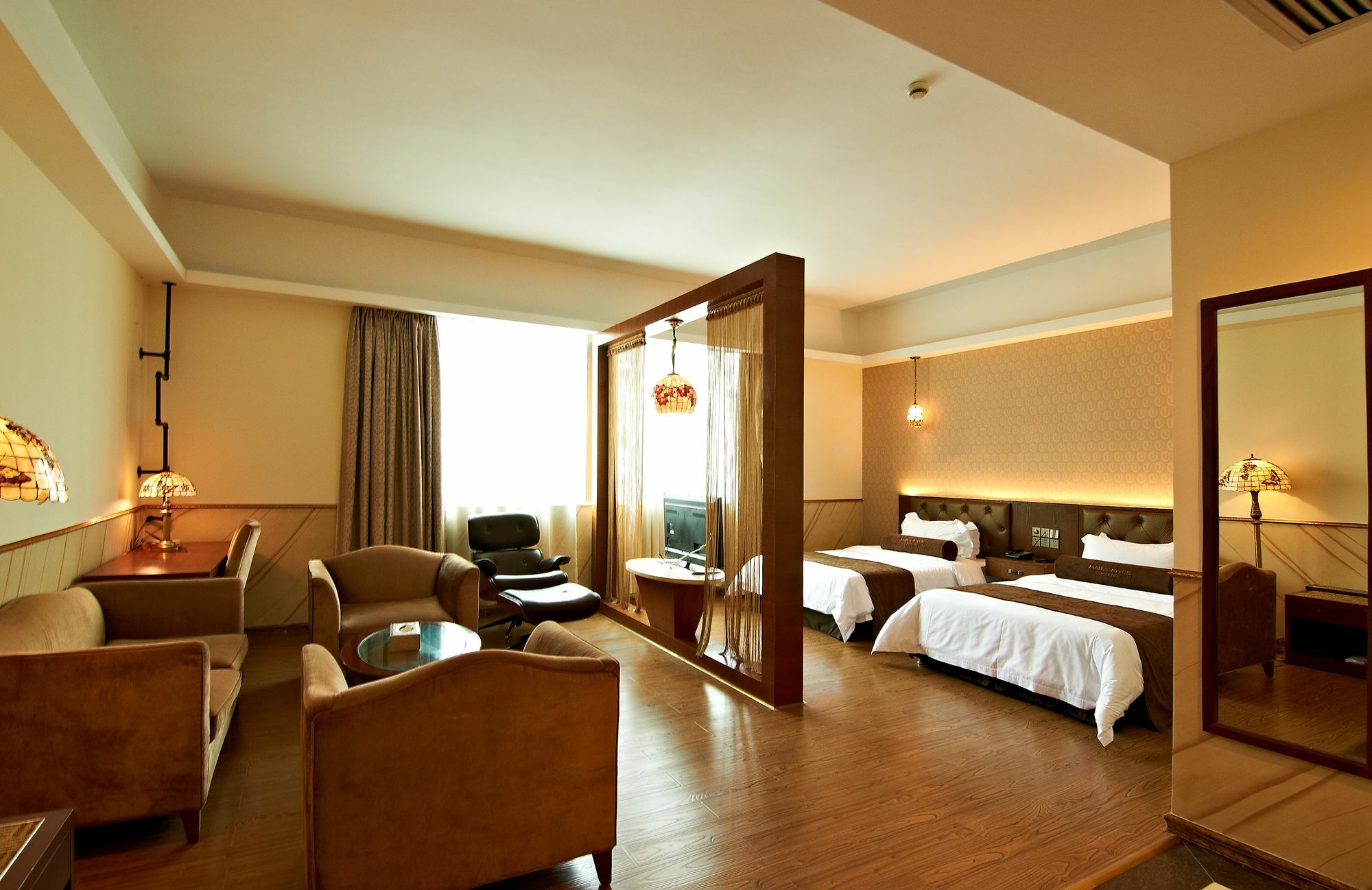 James Joyce Coffetel Hotel Guangzhou Shi Jing City Square Branch Экстерьер фото