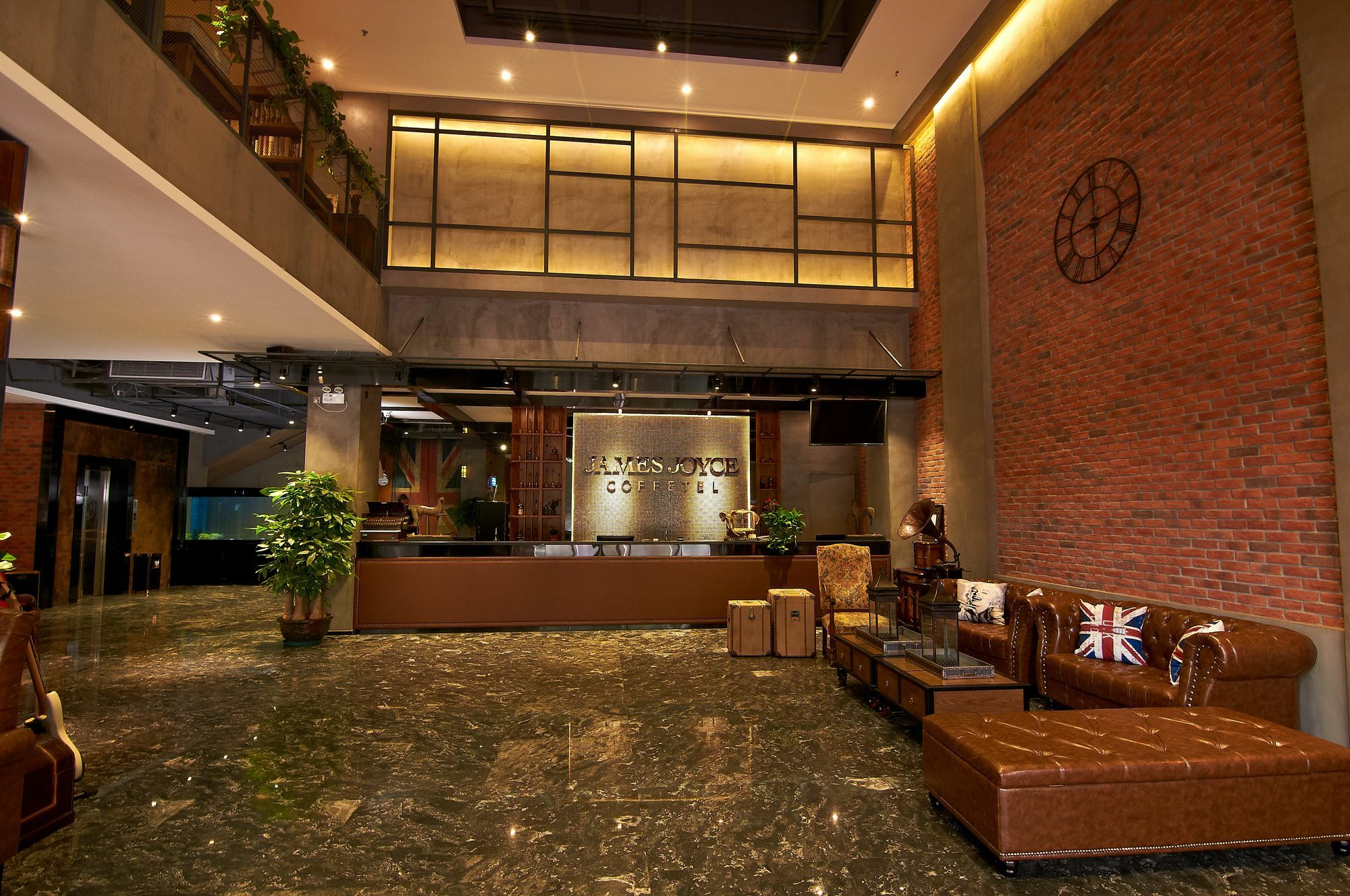 James Joyce Coffetel Hotel Guangzhou Shi Jing City Square Branch Экстерьер фото